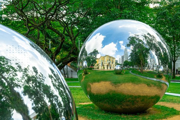 Wie deine ernährung deine stimmung beeinflusst und welche lebensmittel dich glücklicher machen können
